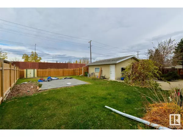 Edmonton, AB T5R0A8,9218 169 ST NW