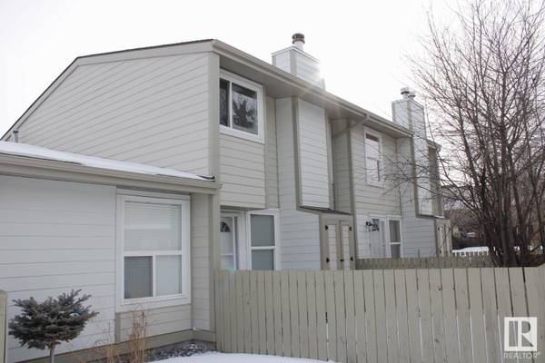 1134 KNOTTWOOD E NW, Edmonton, AB T6K2Z8