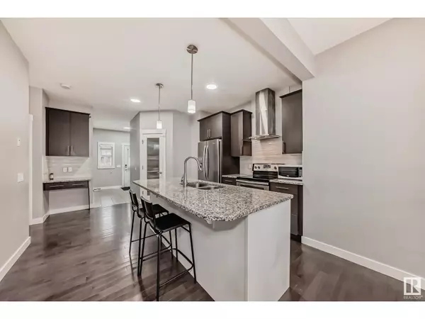 Edmonton, AB T5Y3X9,16809 65 ST NW