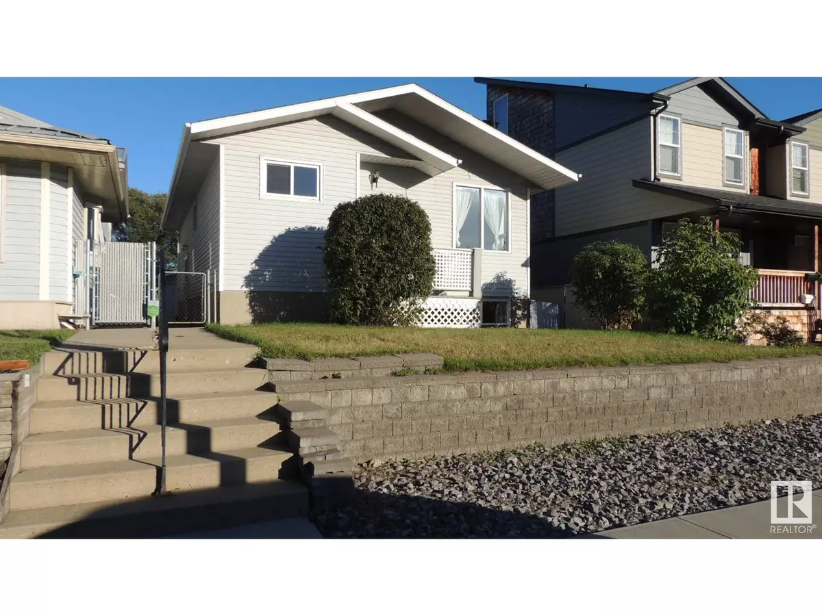 Edmonton, AB T5W3M8,11839 54 ST NW