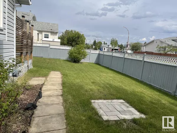 Edmonton, AB T6V1A2,15803 129 ST NW