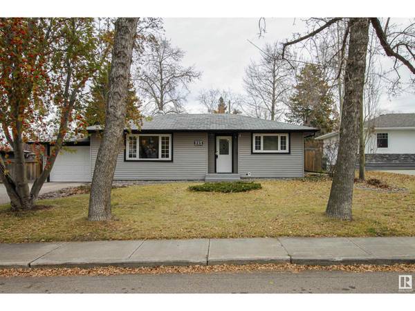 995 CONIFER ST, Sherwood Park, AB T8A1N6