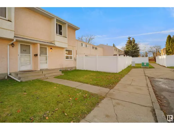 Edmonton, AB T6K2B3,47 LAKEWOOD VG NW