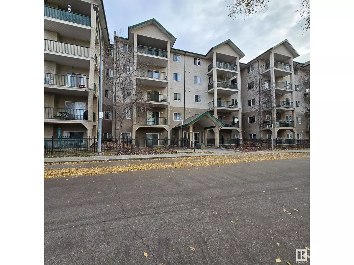 Edmonton, AB T5B4W5,#106 11325 83 ST NW