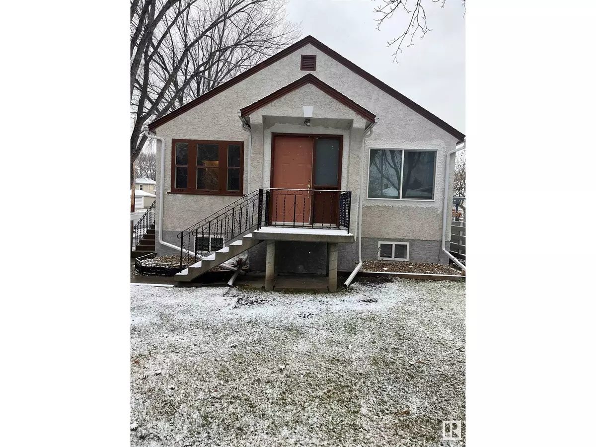 Edmonton, AB T5B3L9,11302 87 ST NW