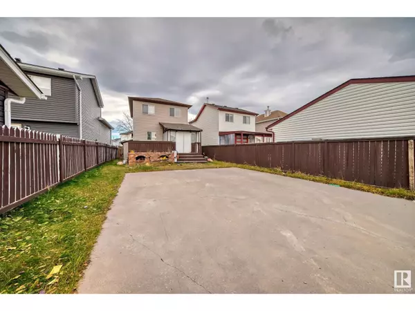 Calgary, AB T3J3S8,56 Martin Crossing Crescent NE