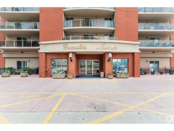 Edmonton, AB T5K2V8,#1107 9741 110 ST NW