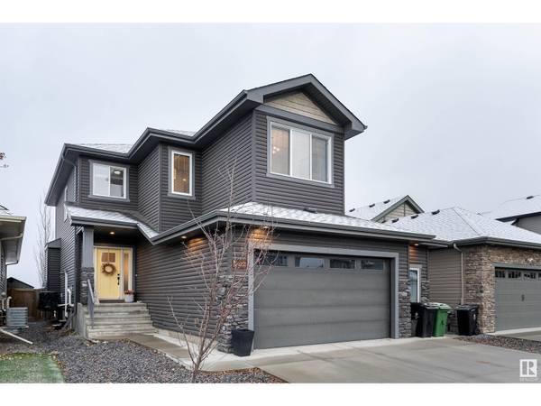 202 WOODHILL LN, Fort Saskatchewan, AB T8L0L5