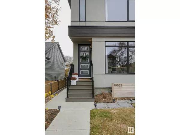 Edmonton, AB T6A3J7,10528 80 ST NW