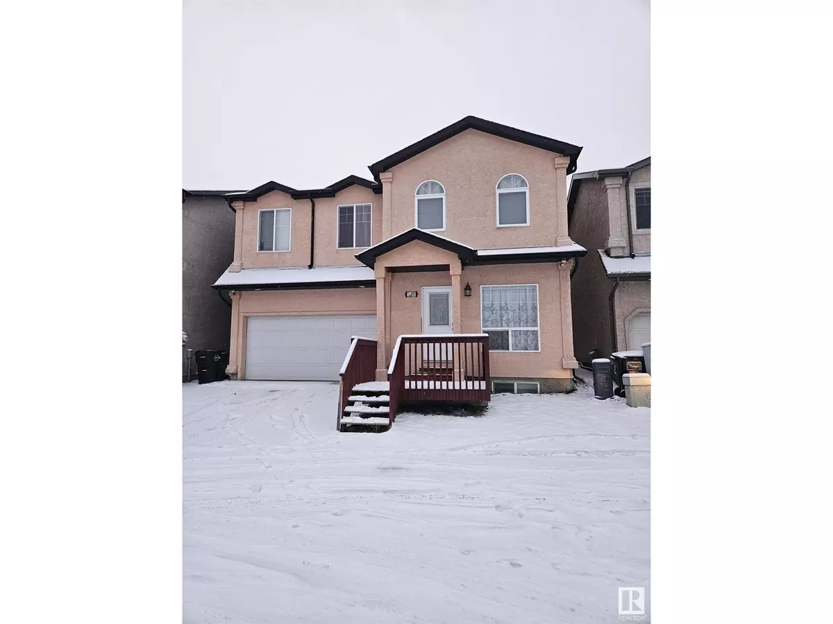 Edmonton, AB T5A5B7,5106 146 AV NW NW