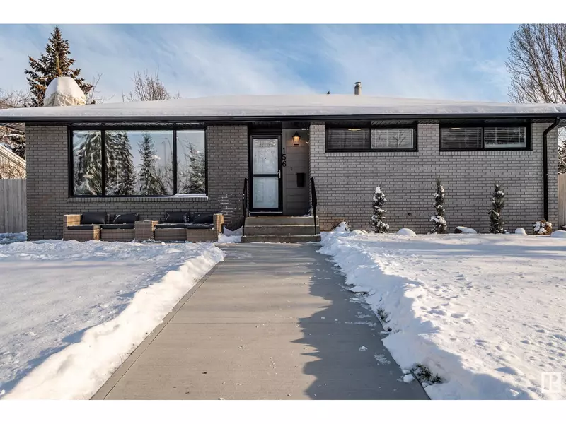 156 Laurier DR NW, Edmonton, AB T5R5P9