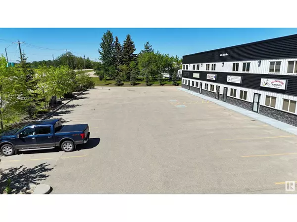 Drayton Valley, AB T7A0C1,#B20 6426 50 AV