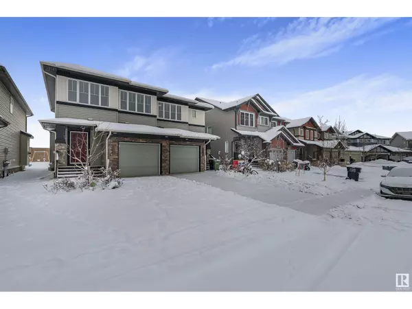 Edmonton, AB T6W3M9,2304 CASEY CR SW