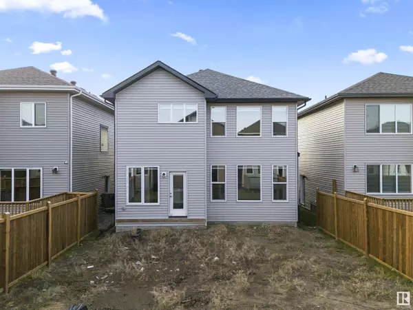 Edmonton, AB T6X2J2,1635 16 st NW