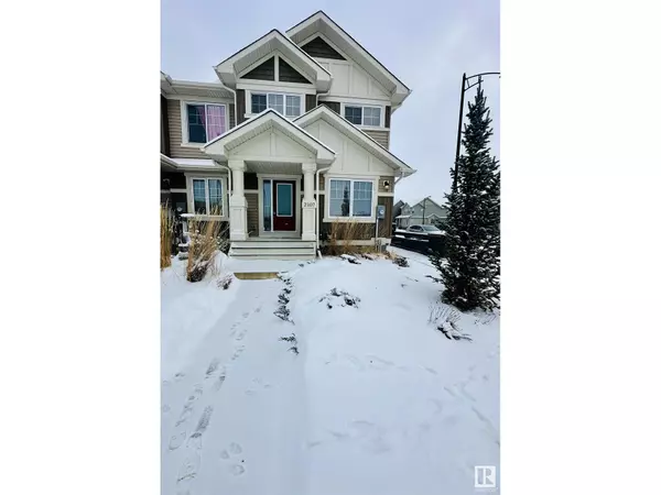 2107 DESROCHERS DR SW, Edmonton, AB T6W1A7