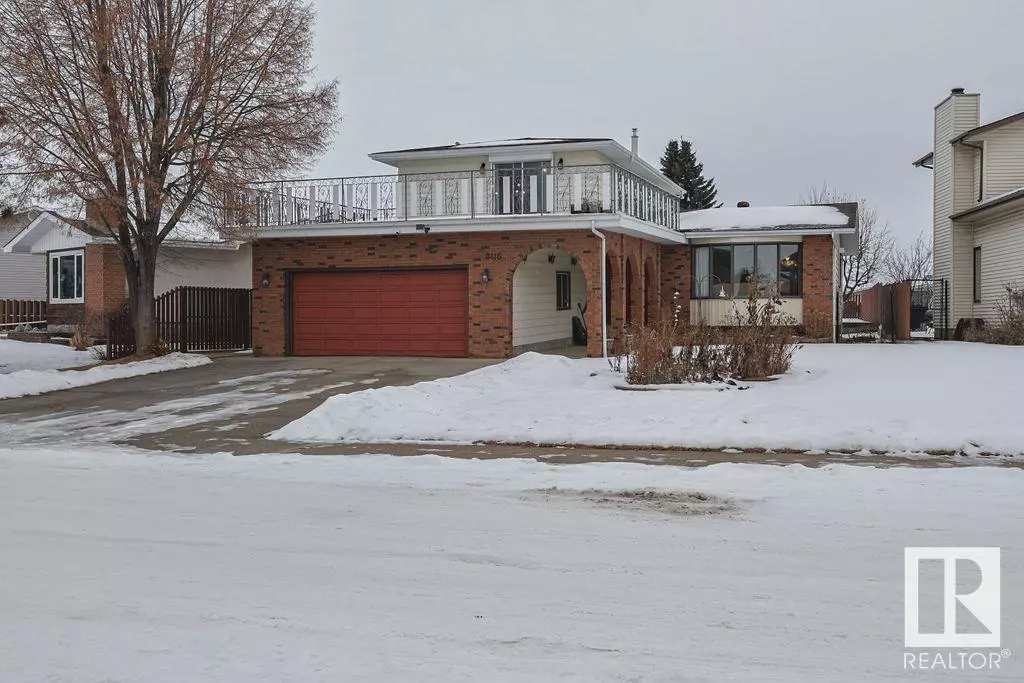 Edmonton, AB T5E6E1,8416 150 AV NW