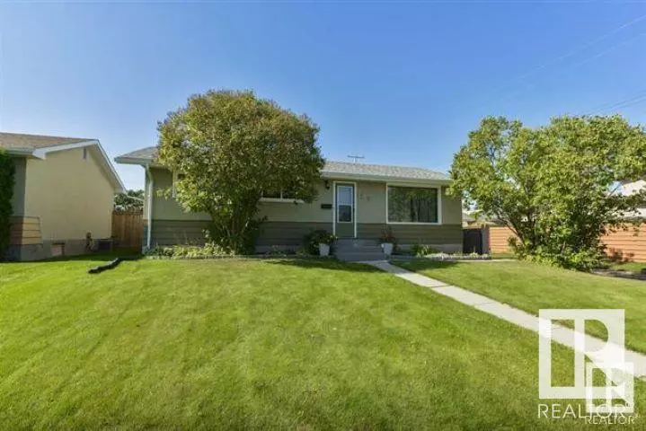 Edmonton, AB T5R2W3,9326 168 ST NW