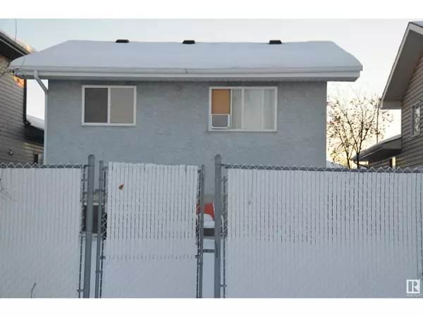 Edmonton, AB T5Y2W2,5818 162A AV NW