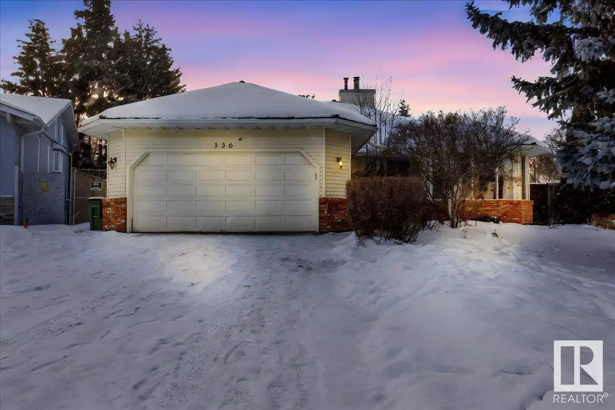 Edmonton, AB T5T5N3,136 WOLF WILLOW CL NW