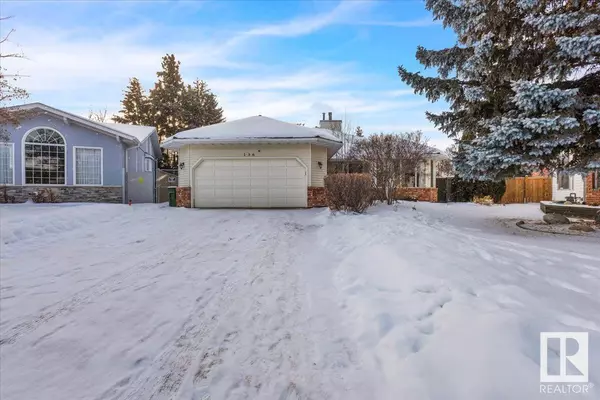 Edmonton, AB T5T5N3,136 WOLF WILLOW CL NW