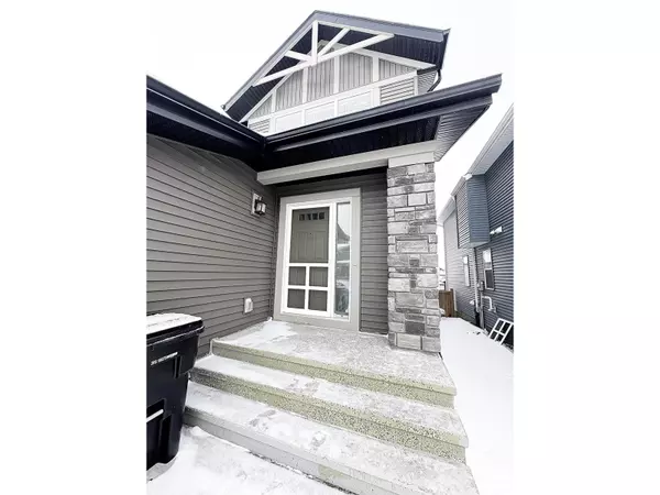 Edmonton, AB T6X1X4,2130 52A ST SW