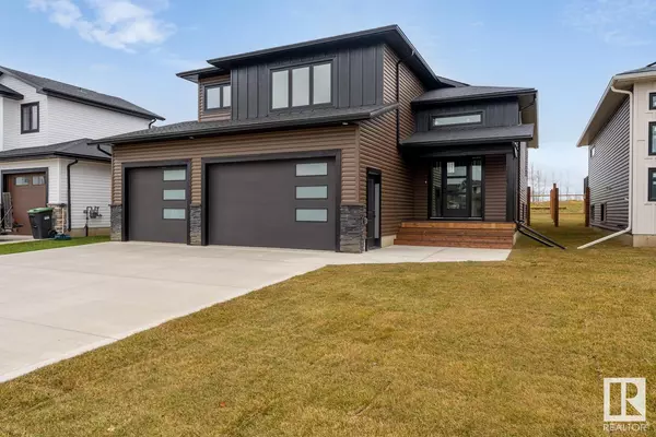 815 Schooner DR, Cold Lake, AB T9M0L7