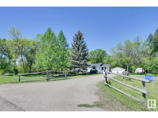 Rural Sturgeon County, AB T8L5A6,22530 Lamoureux DR