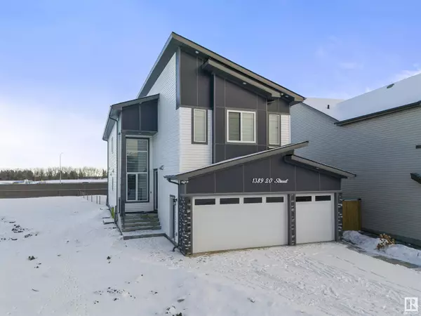 1389 20 ST NW, Edmonton, AB T6T2M7