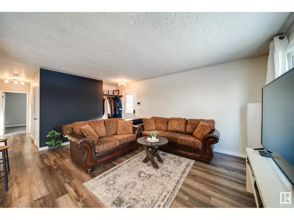 Edmonton, AB T5L1N8,13339 131 ST NW