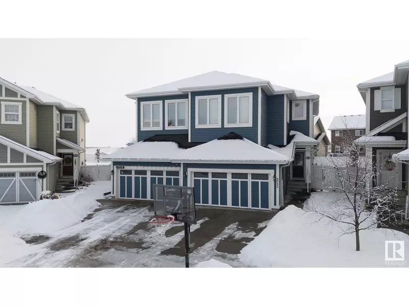 323 Simmonds WY, Leduc, AB T9E0X3