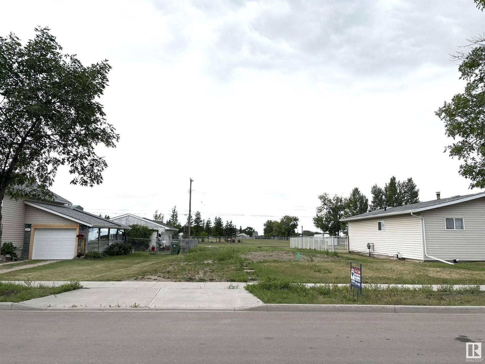 5218 47 ST, Bonnyville Town, AB T9N1B3