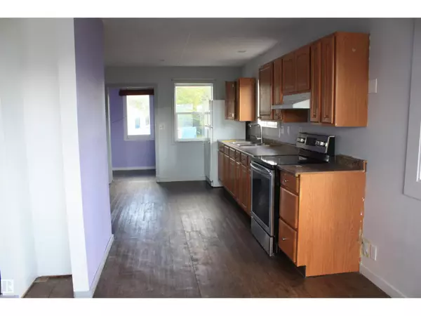Redwater, AB T0A2W0,4921 49 STREET
