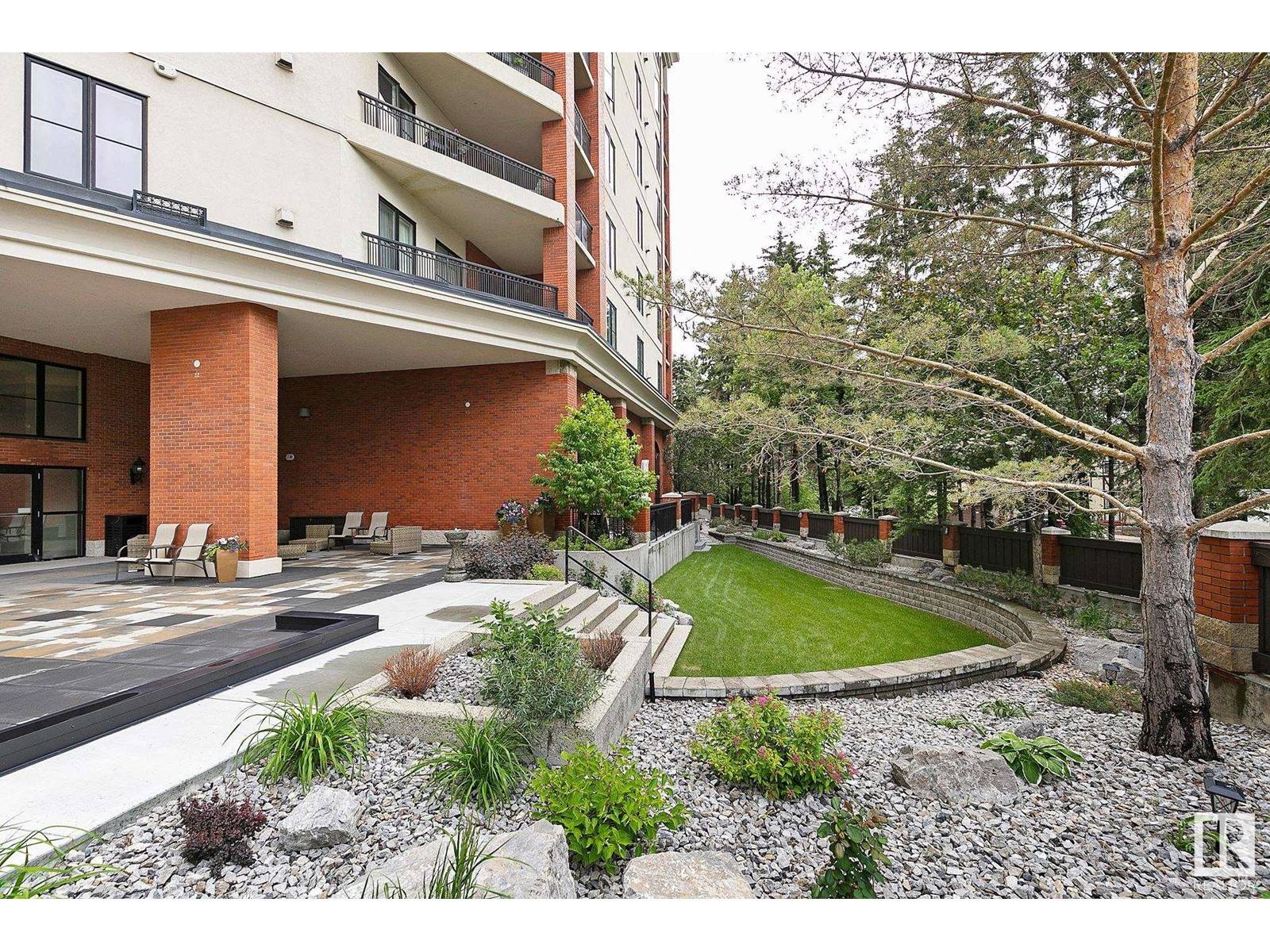 Edmonton, AB T5N4B6,#903 10108 125 ST NW