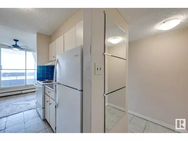 Edmonton, AB T5R2R7,#152 8745 165 ST NW