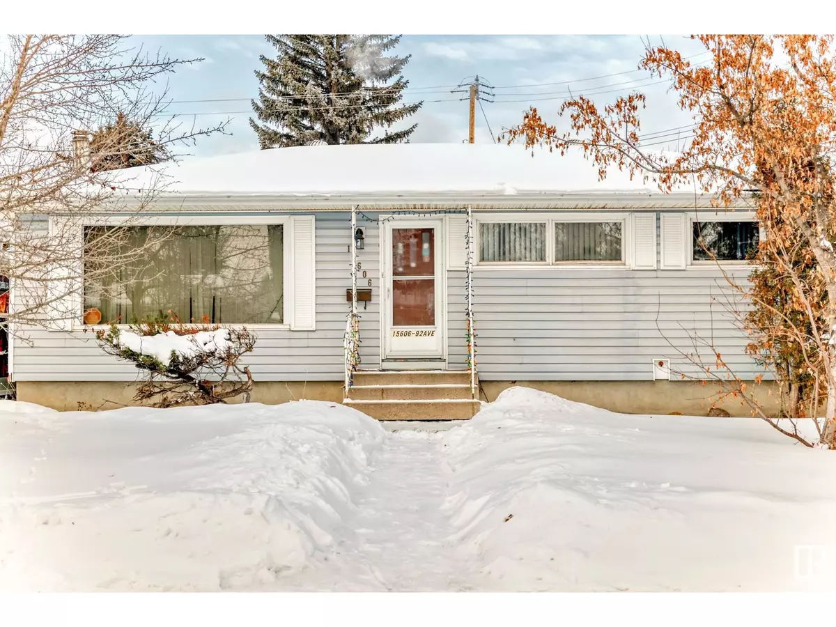 Edmonton, AB T5R5C4,15606 92 AV NW