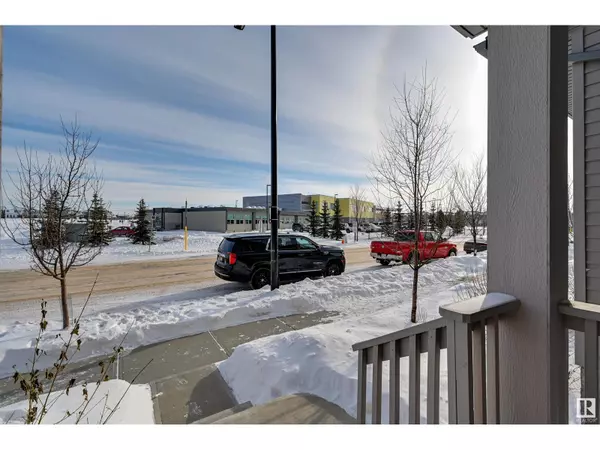 Edmonton, AB T6W4M5,4126 CHAPPELLE GREEN GR SW