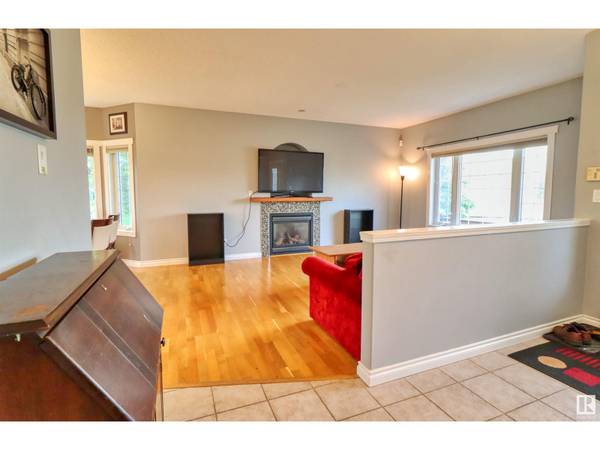 Cold Lake, AB T9M1N9,5209 Drake DR