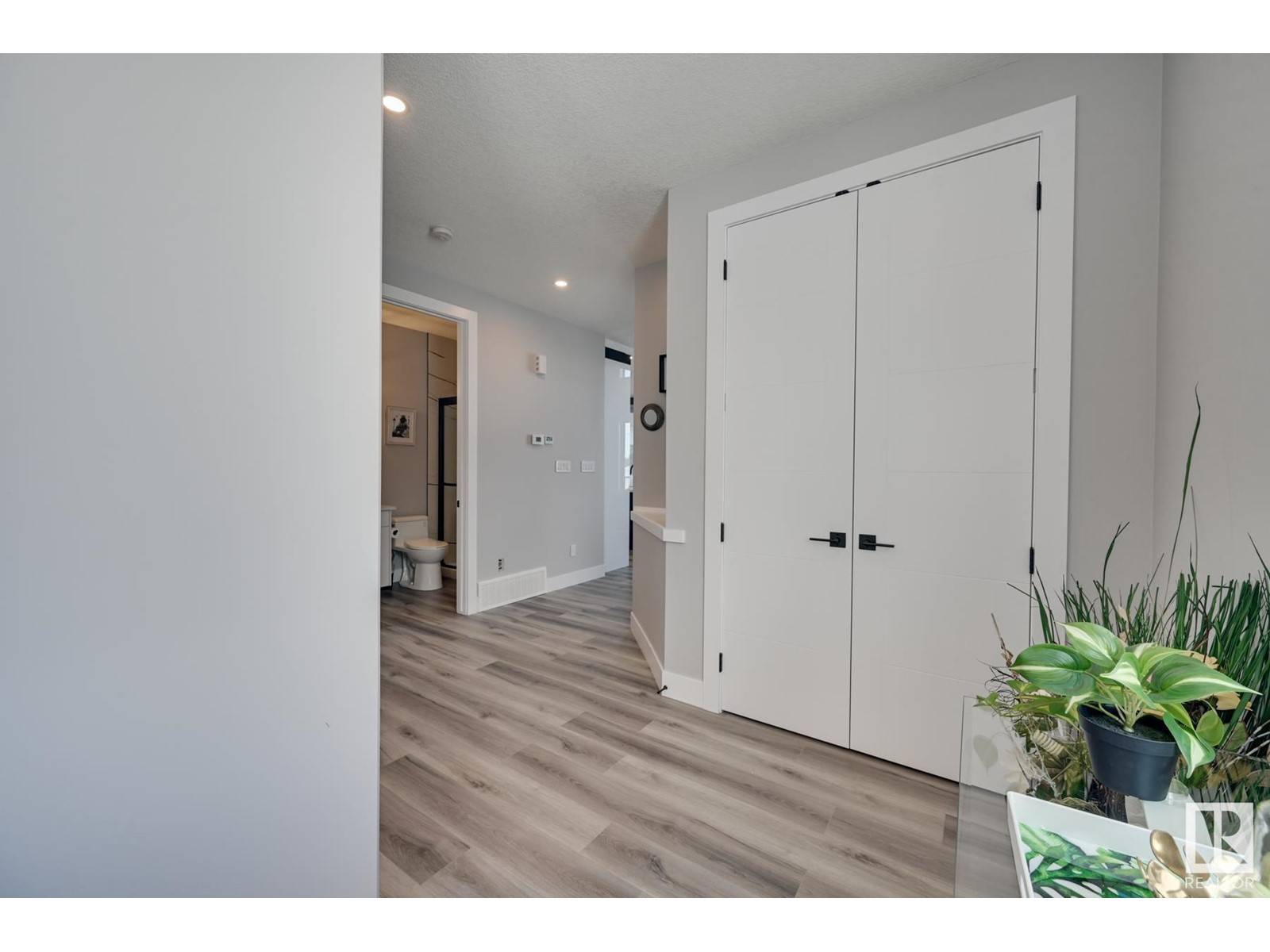 Fort Saskatchewan, AB T8L2E0,1 Blackbird Bend