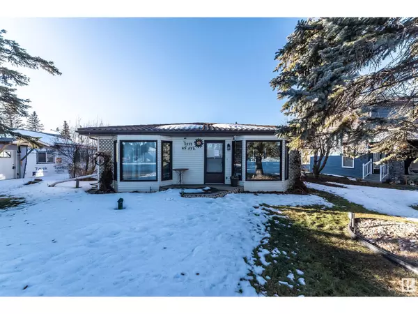 Rural Lac Ste. Anne County, AB T0E0A0,5112 49 AV