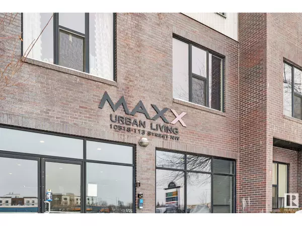 Edmonton, AB T5H0C6,#109 10518 113 ST NW NW