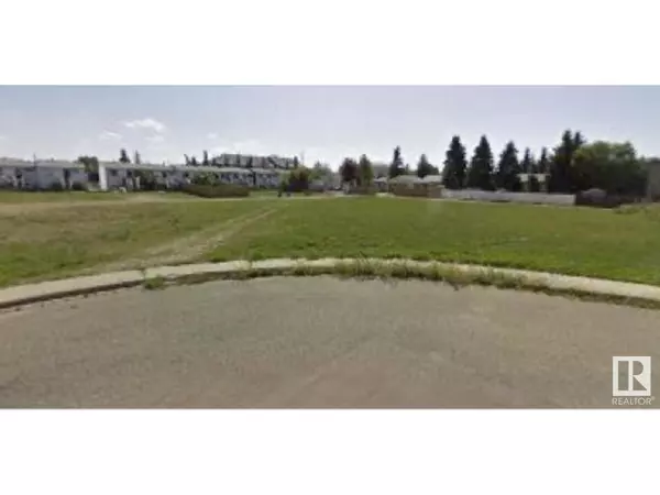 5207 56 AV, Wetaskiwin, AB T9A2Y3