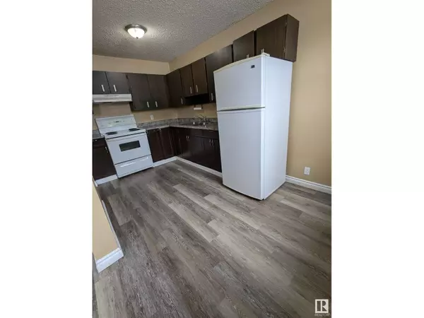 Glendon, AB T0A1P0,5014 52 AV