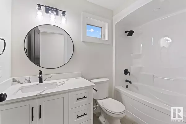 Cold Lake, AB T9M0L7,807 Schooner DR