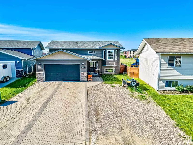 4804 64 AV, Cold Lake, AB T9M0A9