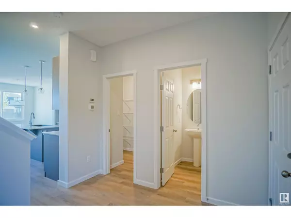 Fort Saskatchewan, AB T8L0Z6,101 Ficus WY