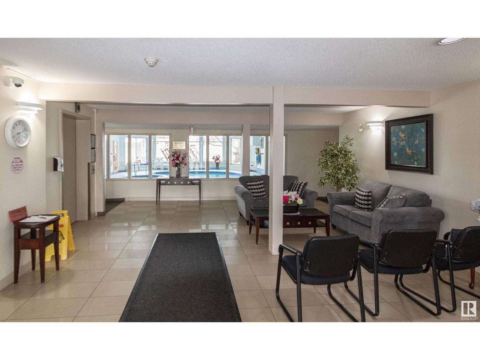 Edmonton, AB T5T6B2,#405 18020 95 AV NW NW