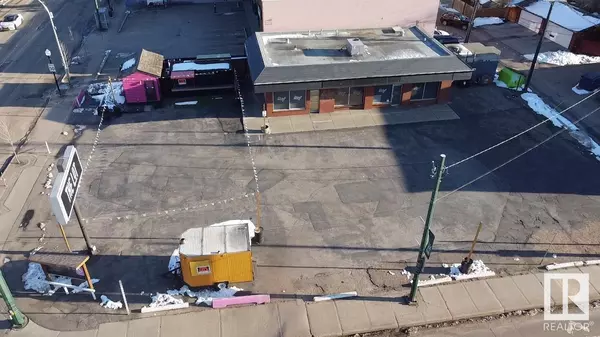 Edmonton, AB T5M1Z1,12320 107 AV NW