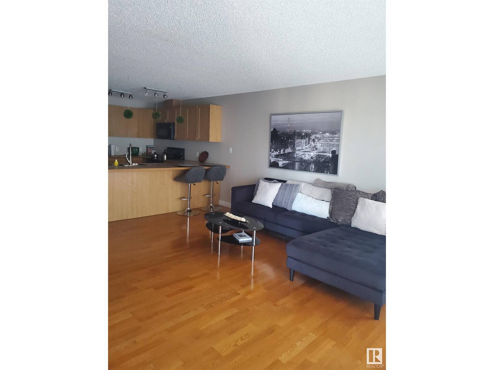 Edmonton, AB T6T2A1,2953 26 ST NW