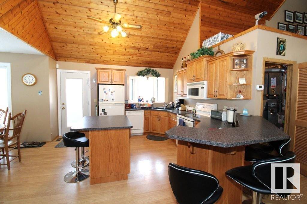 Rural Wetaskiwin County, AB T0C2C0,6333 49 ST
