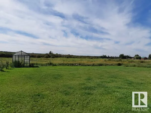 #577 461032 HWY 13, Rural Wetaskiwin County, AB T0C0T0